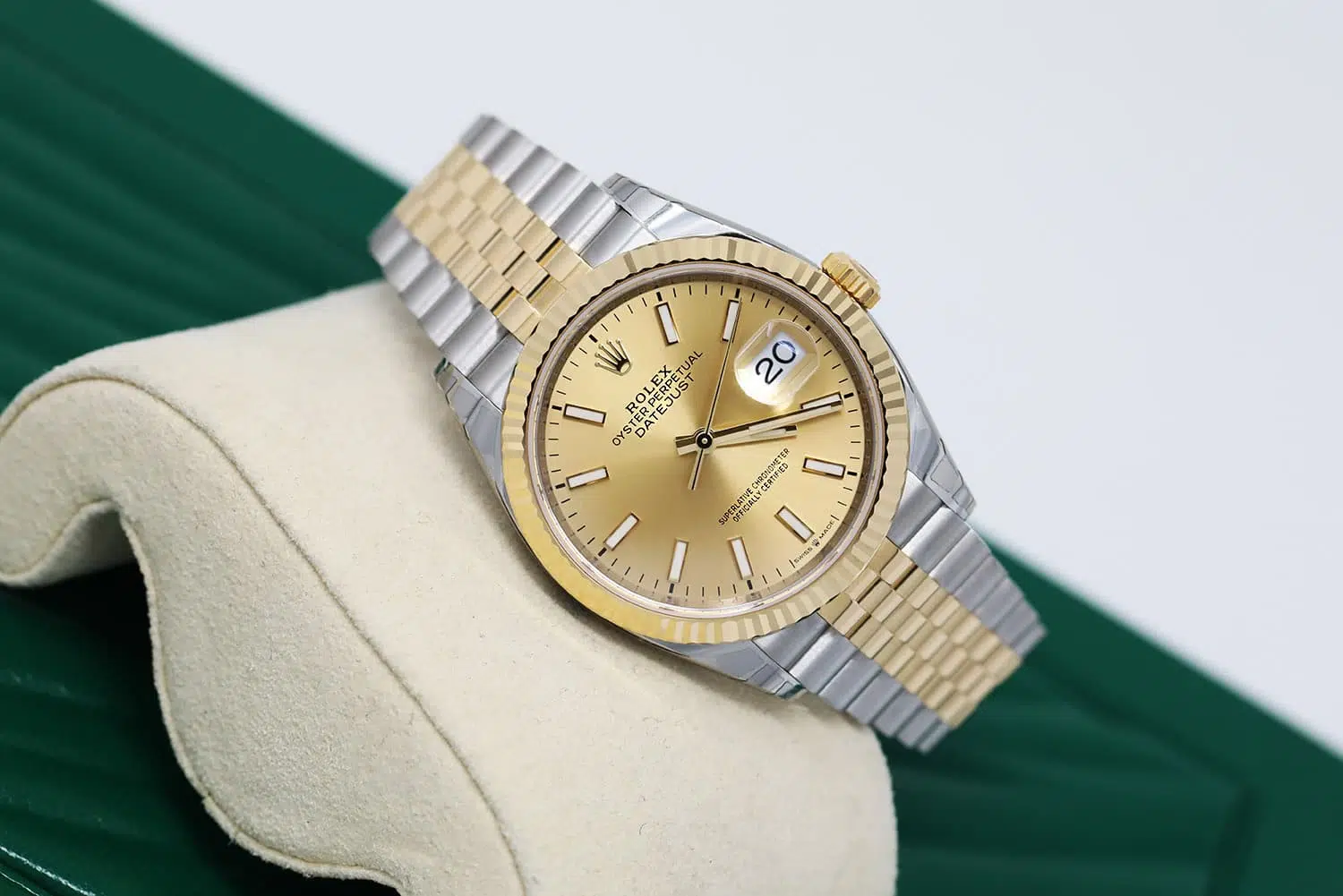 Rolex Datejust 36mm 126233 Stainless Steel & Yellow Gold Watch Jubilee Band Champagne Dial Stickers removed – image 5