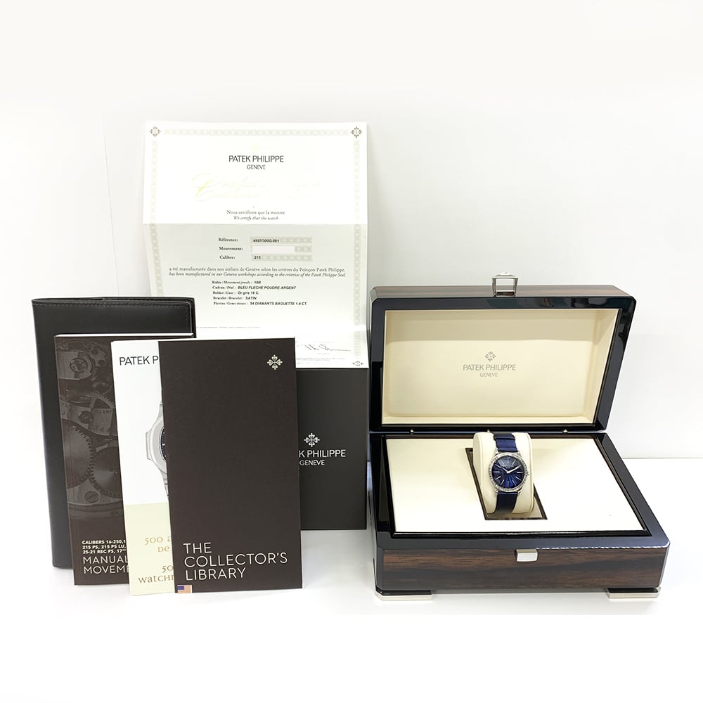 Patek Philippe Ladies Calatrava 33mm 4897/300G-001 White Gold With Blue Satin Watch Blue Dial 2017