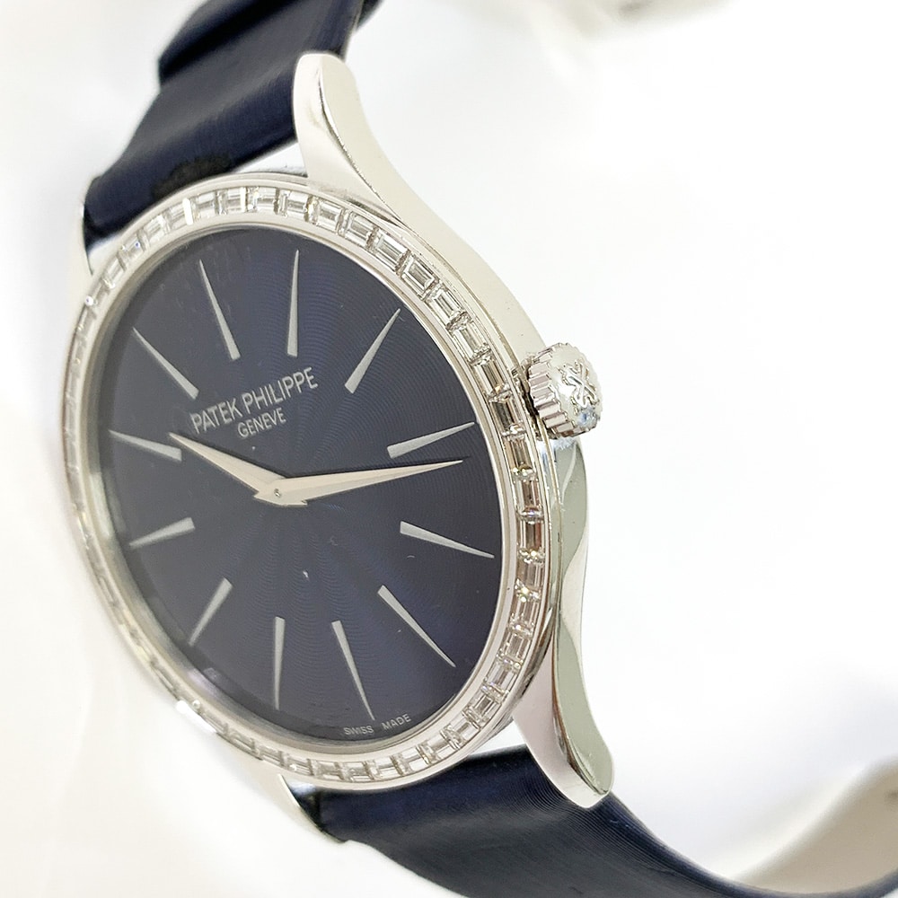 Patek Philippe Ladies Calatrava 33mm 4897/300G-001 White Gold With Blue Satin Watch Blue Dial 2017
