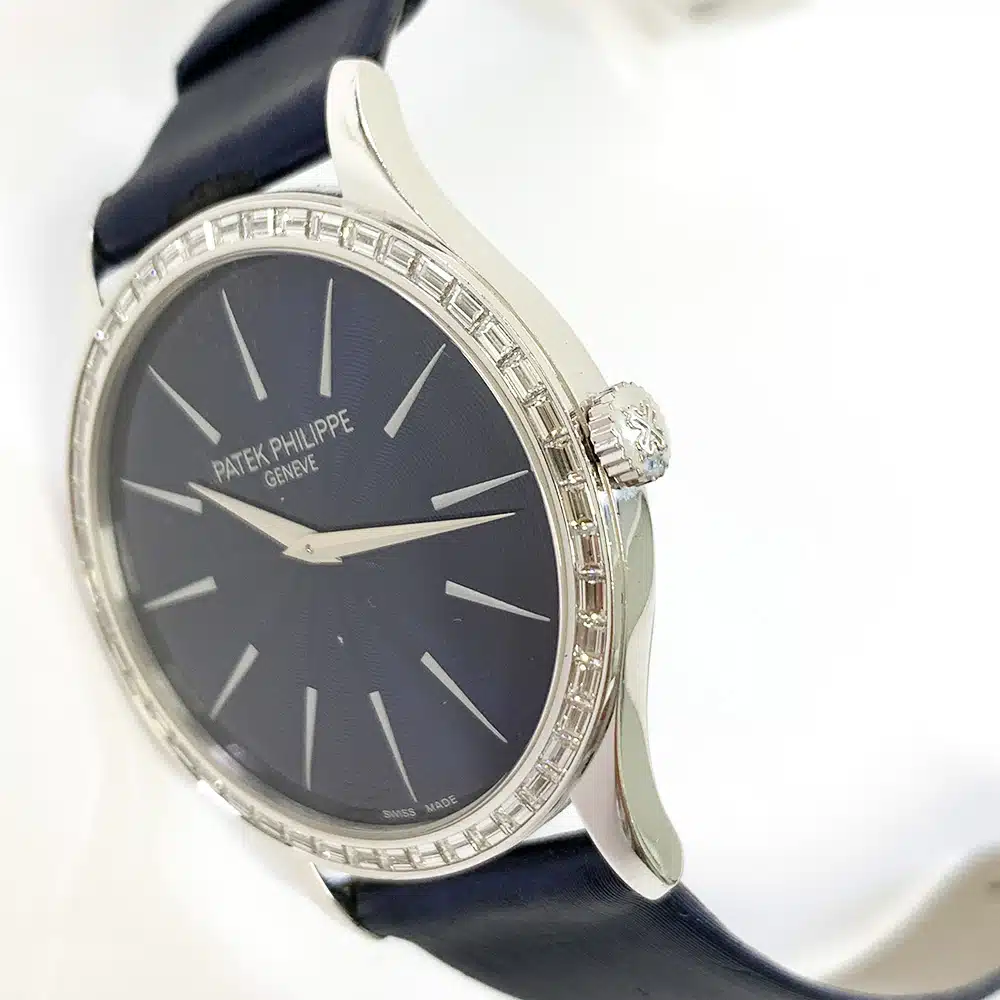 Patek Philippe Ladies Calatrava 33mm 4897/300G-001 White Gold With Blue Satin Watch Blue Dial 2017 – image 8