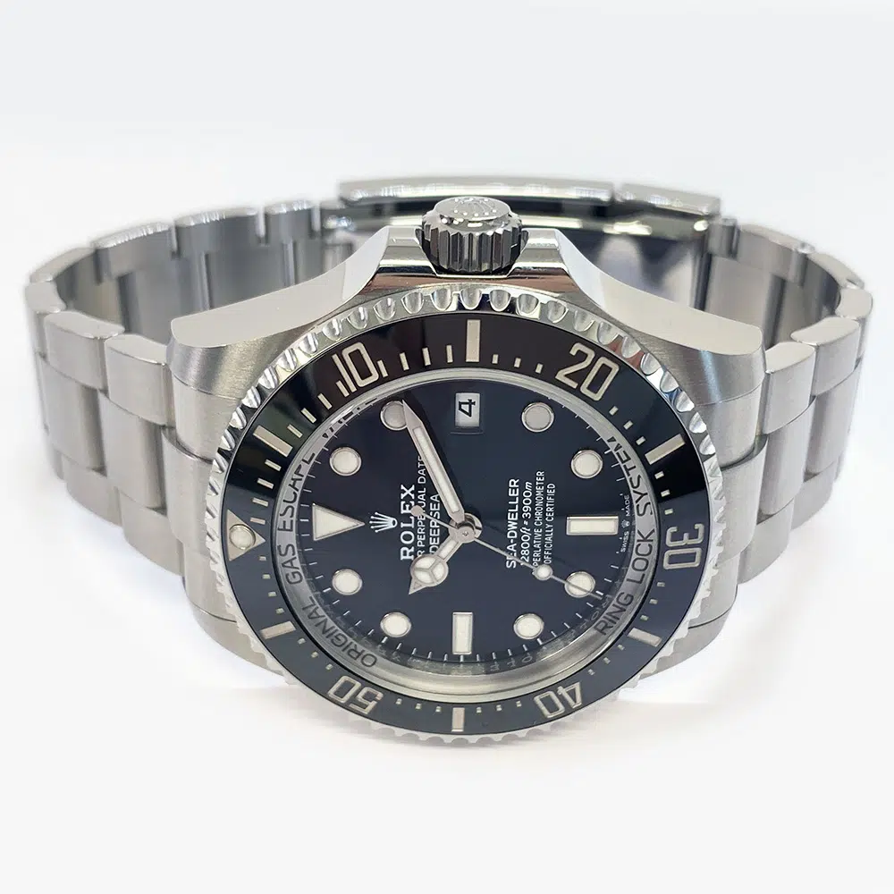 Rolex Oyster 44mm Sea-Dweller Deepsea Black Dial 136660 Stainless Steel Watch 2023 – image 4