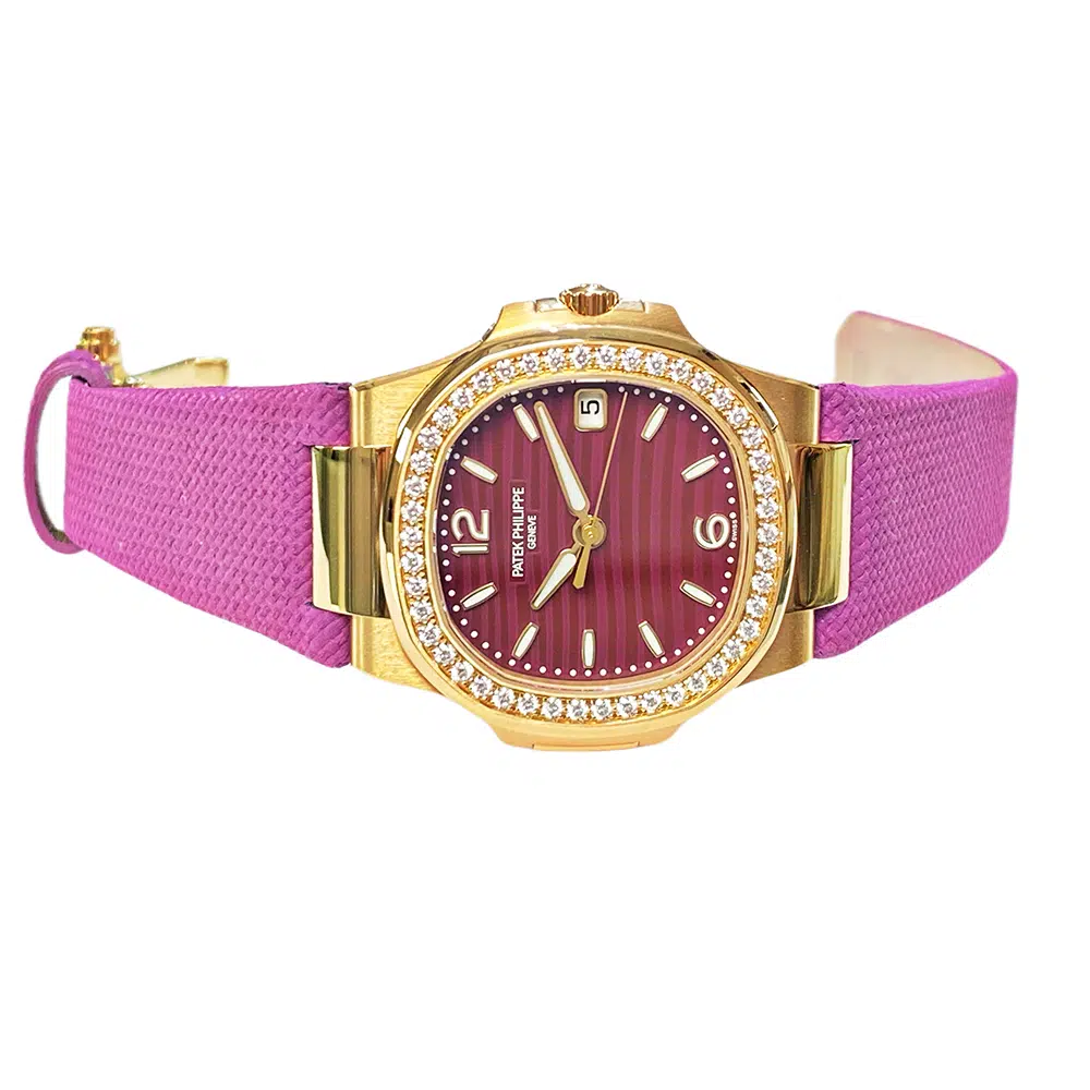 Patek Philippe Nautilus 7010R-013 32mm Rose Gold with Purple Dial Watch 2023 – image 4
