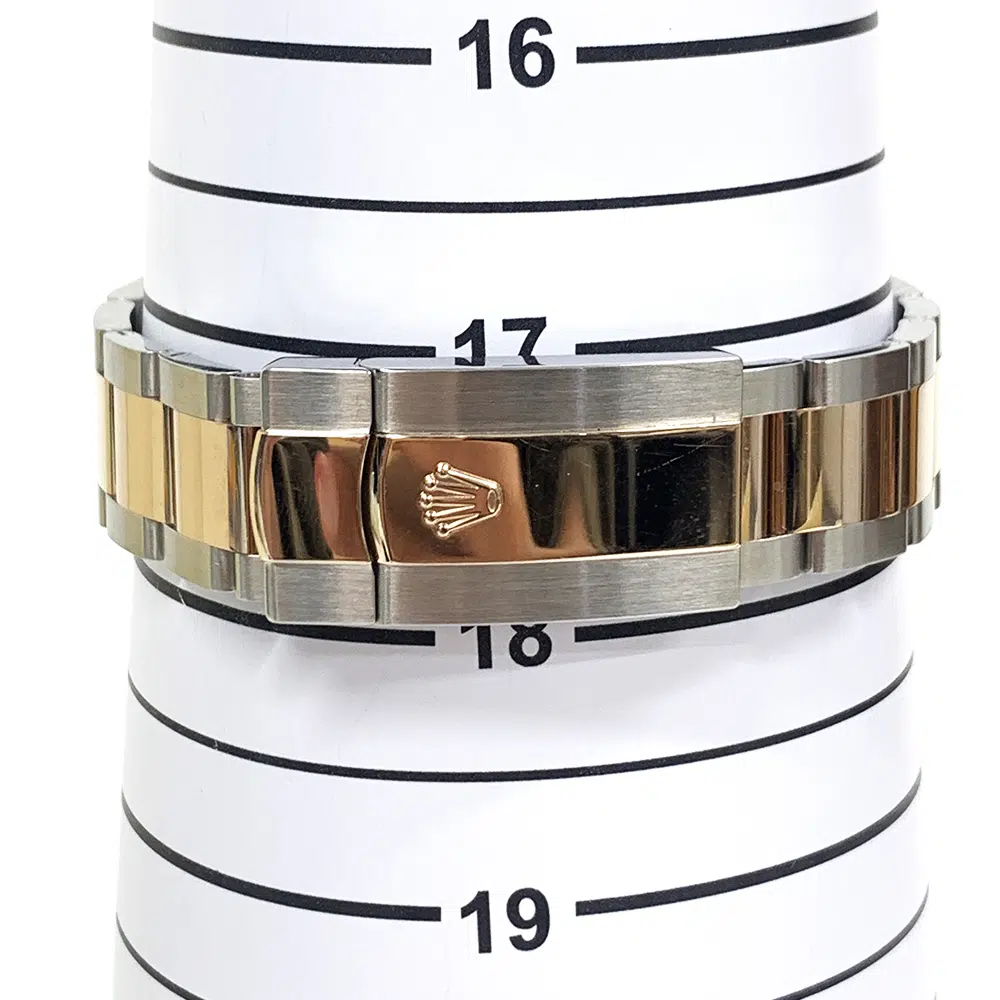 Rolex Datejust 36mm 126201-0030 Oyster Stainless Steel & Rose Gold Wimbledon Roman Dial 2021 – image 6