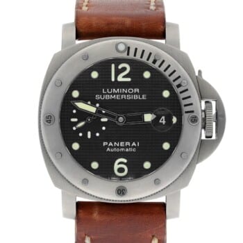 Panerai 44mm Luminor Submersible PAM00025 Date Black Dial Automatic Watch