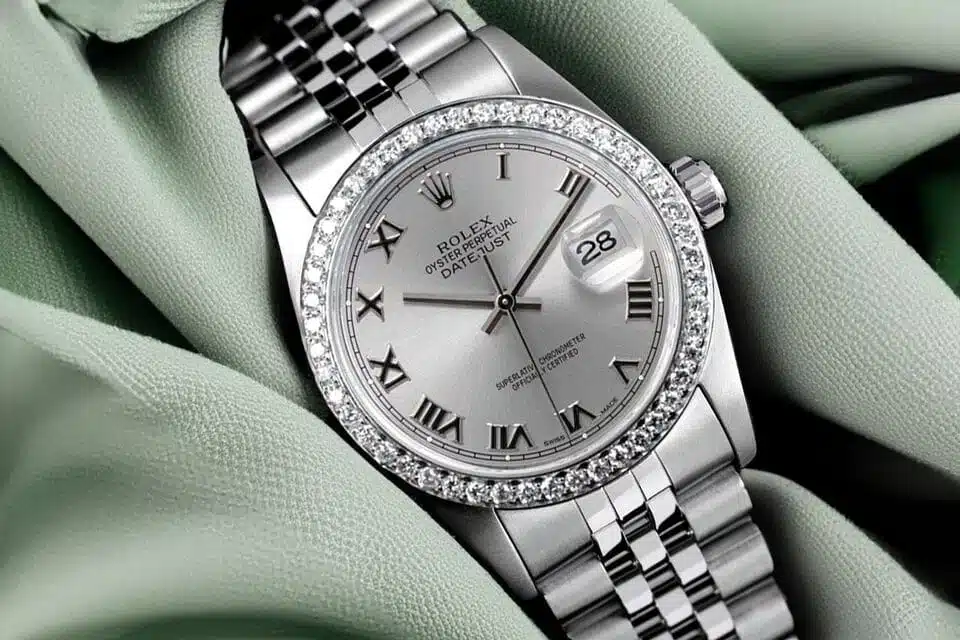 Rolex Datejust 31 Silver Roman Dial Diamond Bezel Stainless Steel Watch 68274 – image 2