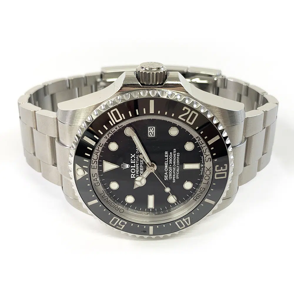 Rolex Sea-Dweller 44 Black Dial 126660 Stainless Steel Watch 2022 – image 4