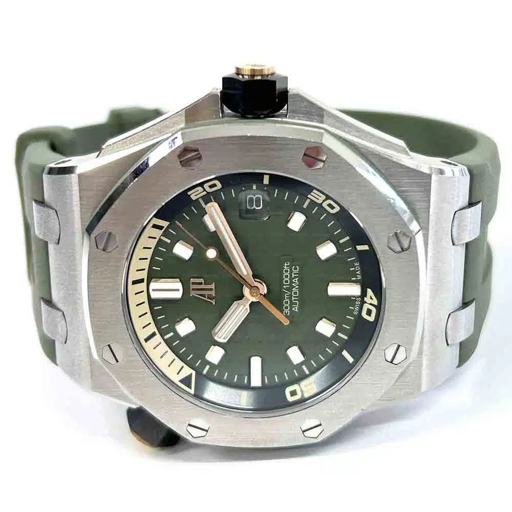 Audemars Piguet Royal Oak Offshore Diver 15720ST.OO.A052CA.01 42mm Stainless Steel with Green Dial Watch 2023 – image 4