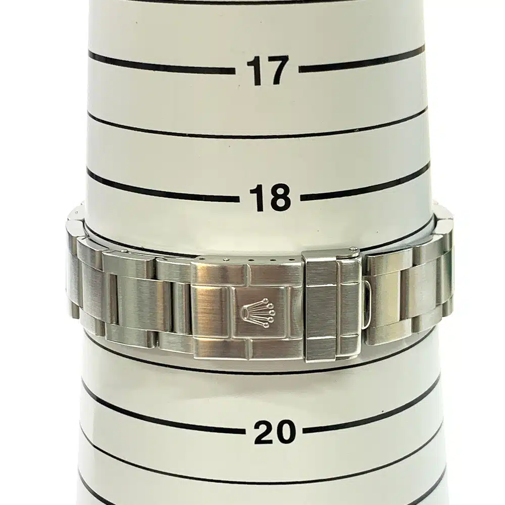 MINT Rolex GMT-Master II Oyster 40mm 16710 Stainless Steel With Black Dial 2006 – image 6