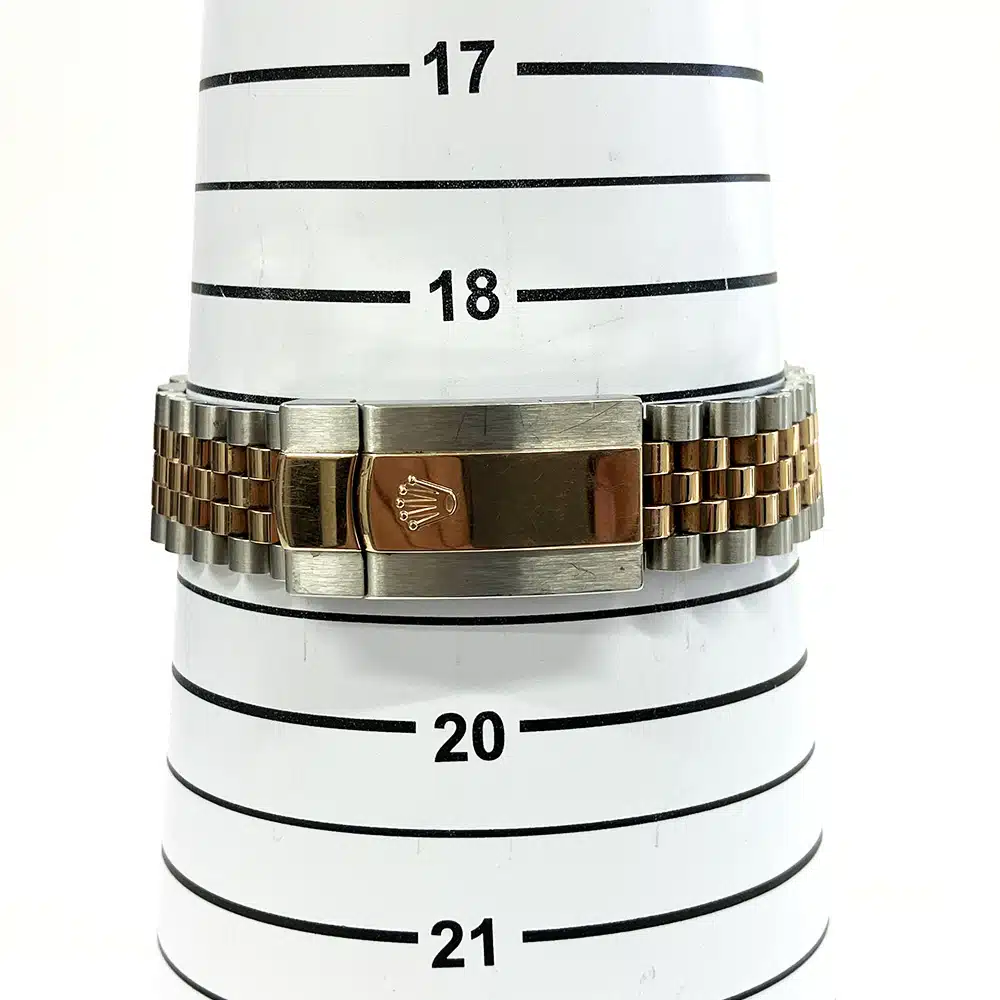 Rolex Datejust 36 126231 18kt Stainless Steel/Rose Gold with Silver Fluted Dial 2023 – image 6