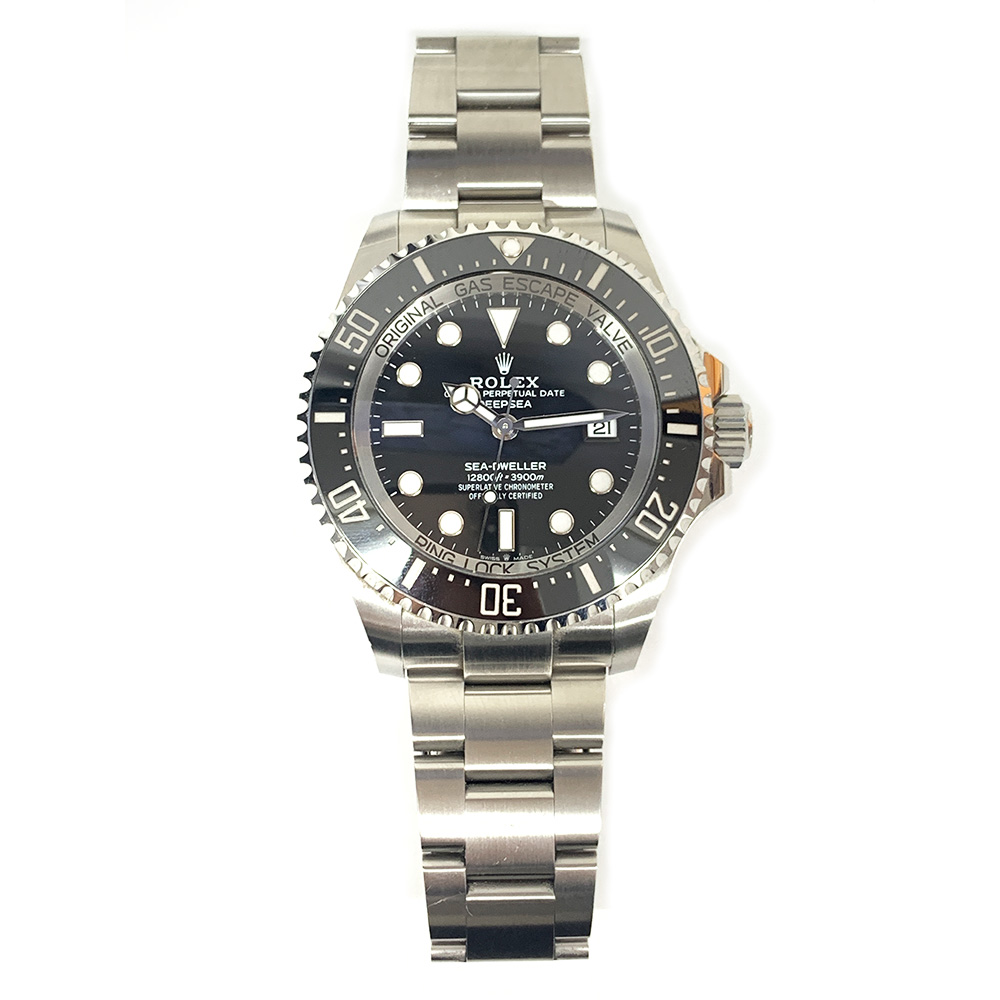 Rolex Sea-Dweller Black Dial 44mm 136660 Stainless Steel Oyster Bracelet Watch 2023