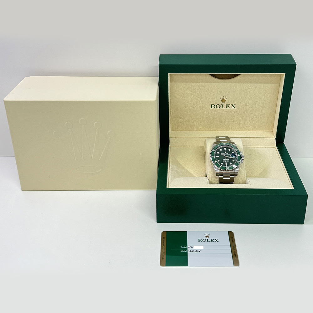 Rolex Oyster Submariner Hulk 40mm 116610LV Stainless Steel Green Dial MINT 2016