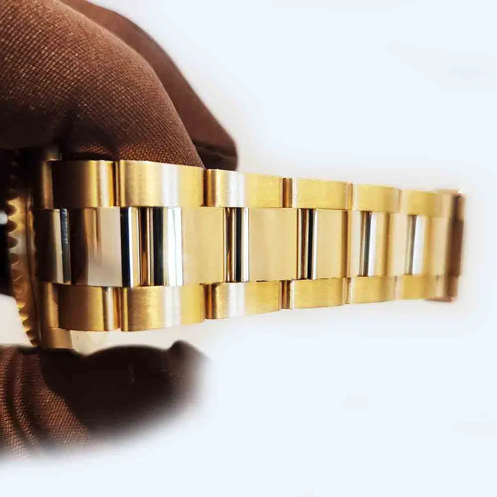 Rolex Submariner Blue Dial 18K Yellow Gold Oyster Bracelet Men's Watch 2022 – image 6