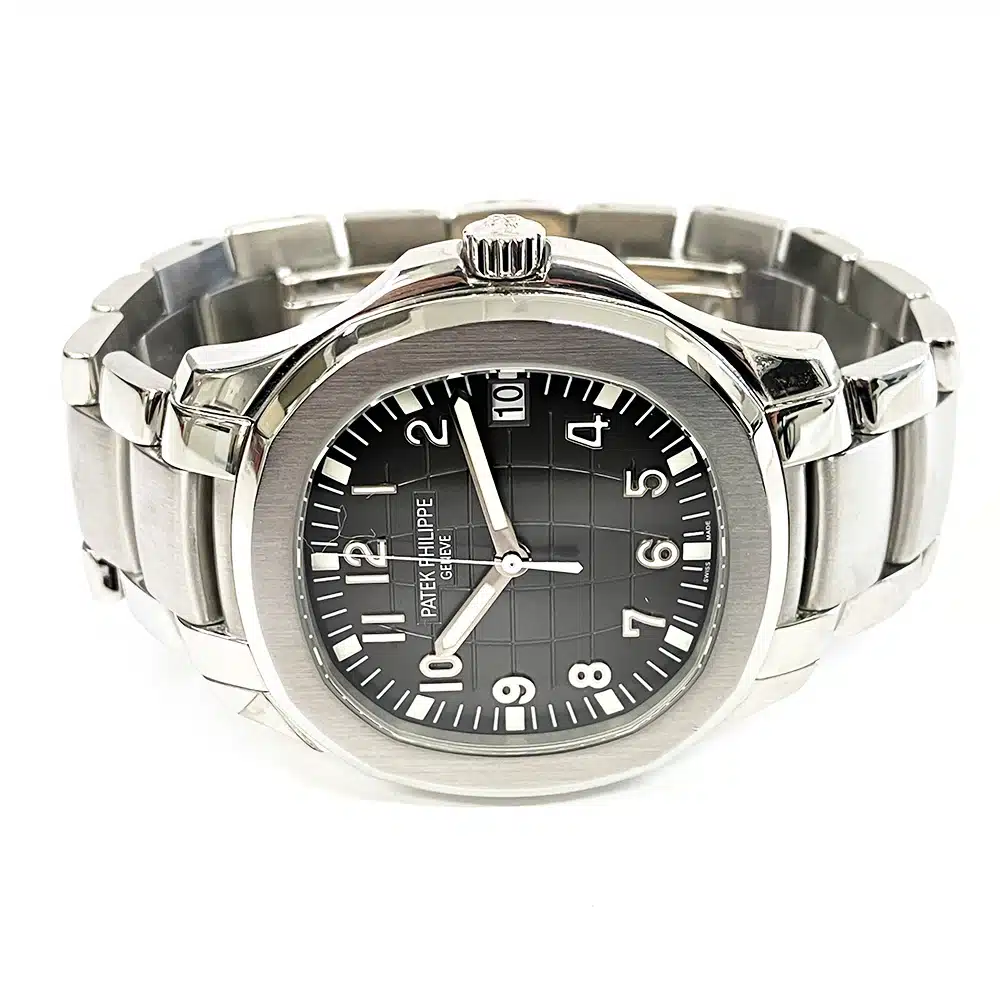 Patek Philippe Aquanaut 40mm 5167A-001 Stainless Steel Men's  Watch Black Dial 2011 – image 4