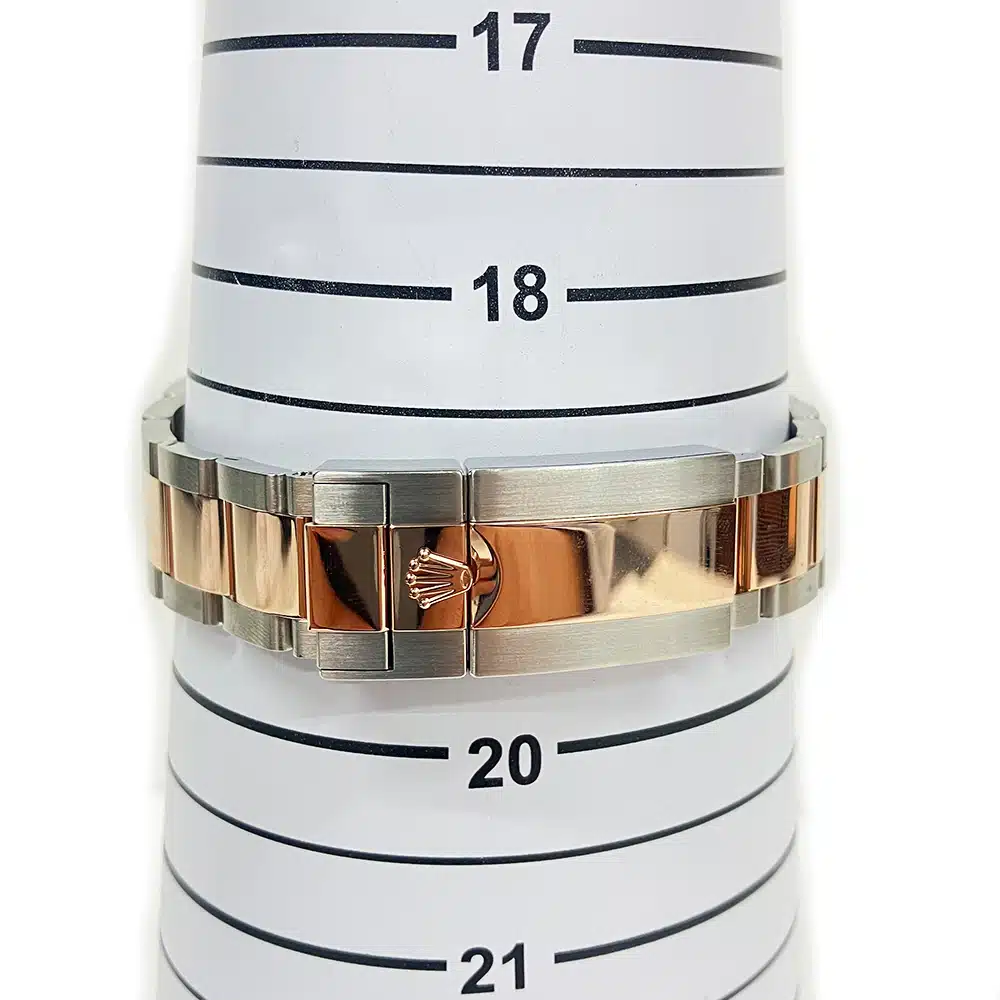 Rolex Black Dial GMT-Master II 126711CHNR “Root Beer” Stainless Steel & Rose Gold Oyster Bracelet Watch MINT 2020 – image 6