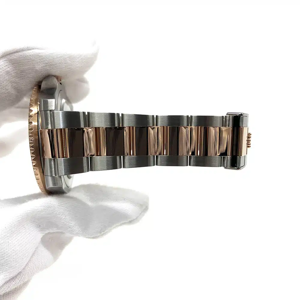 Rolex Black Dial GMT-Master II 126711CHNR “Root Beer” Stainless Steel & Rose Gold Oyster Bracelet Watch MINT 2020 – image 7
