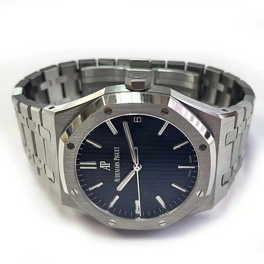 Audemars Piguet Royal Oak 15500ST.OO.1220ST.03 41mm Stainless Steel with Black Dial Watch 2021 – image 4
