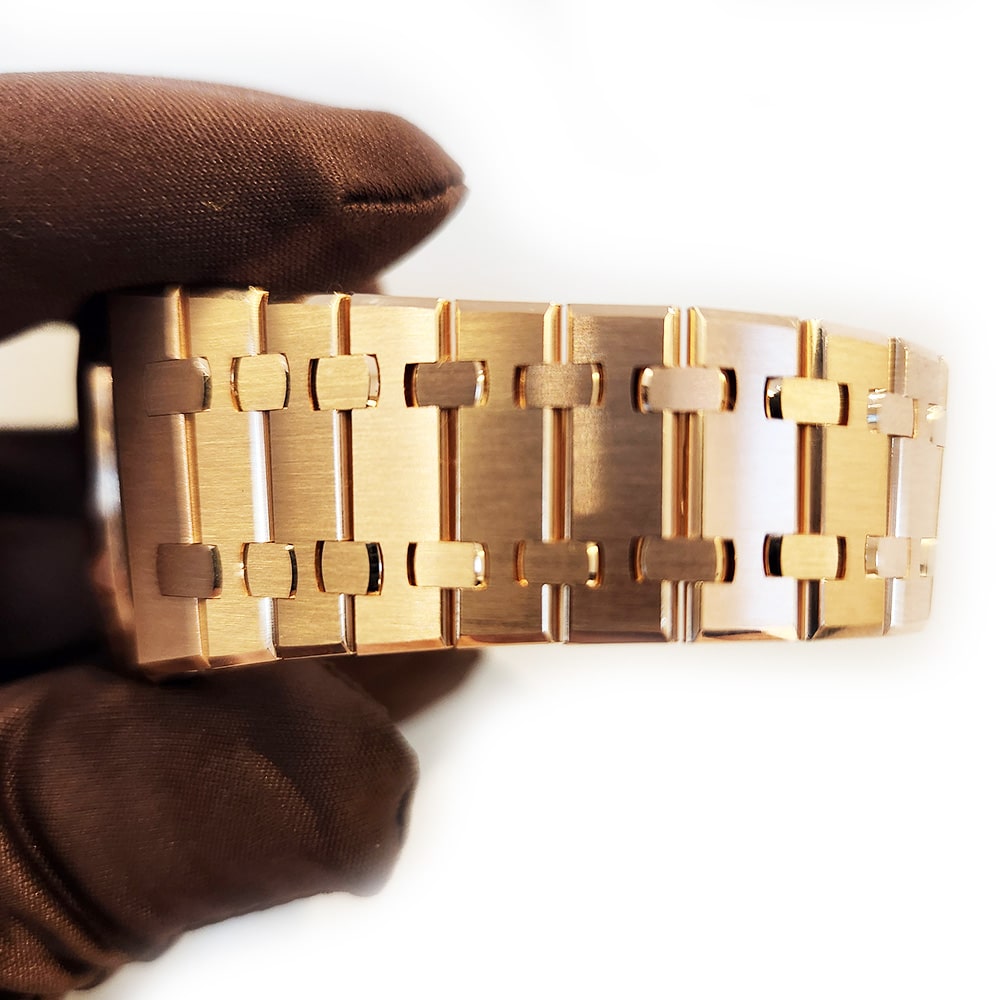 Audemars Piguet Royal Oak Selfwinding 15400OR.OO.1220OR.01 Rose Gold with Black Dial Watch 2016