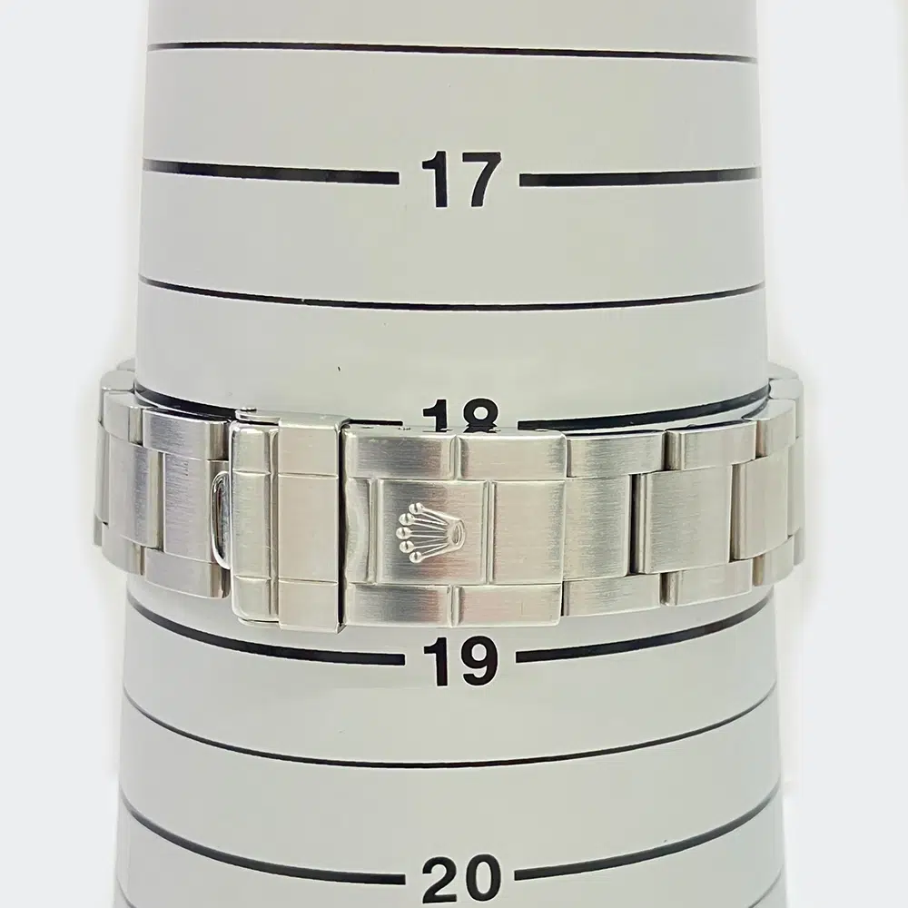 Rolex GMT Master 40mm 16700 Oyster Stainless Steel Watch Black Dial – image 6