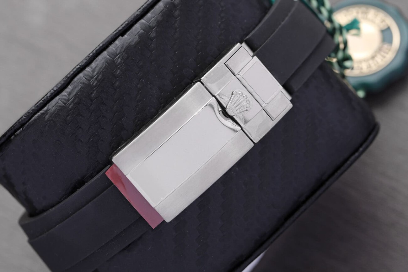 Rolex Cosmograph Daytona 116519LN White Gold With Black Oysterflex Watch Silver Black Subs Dial