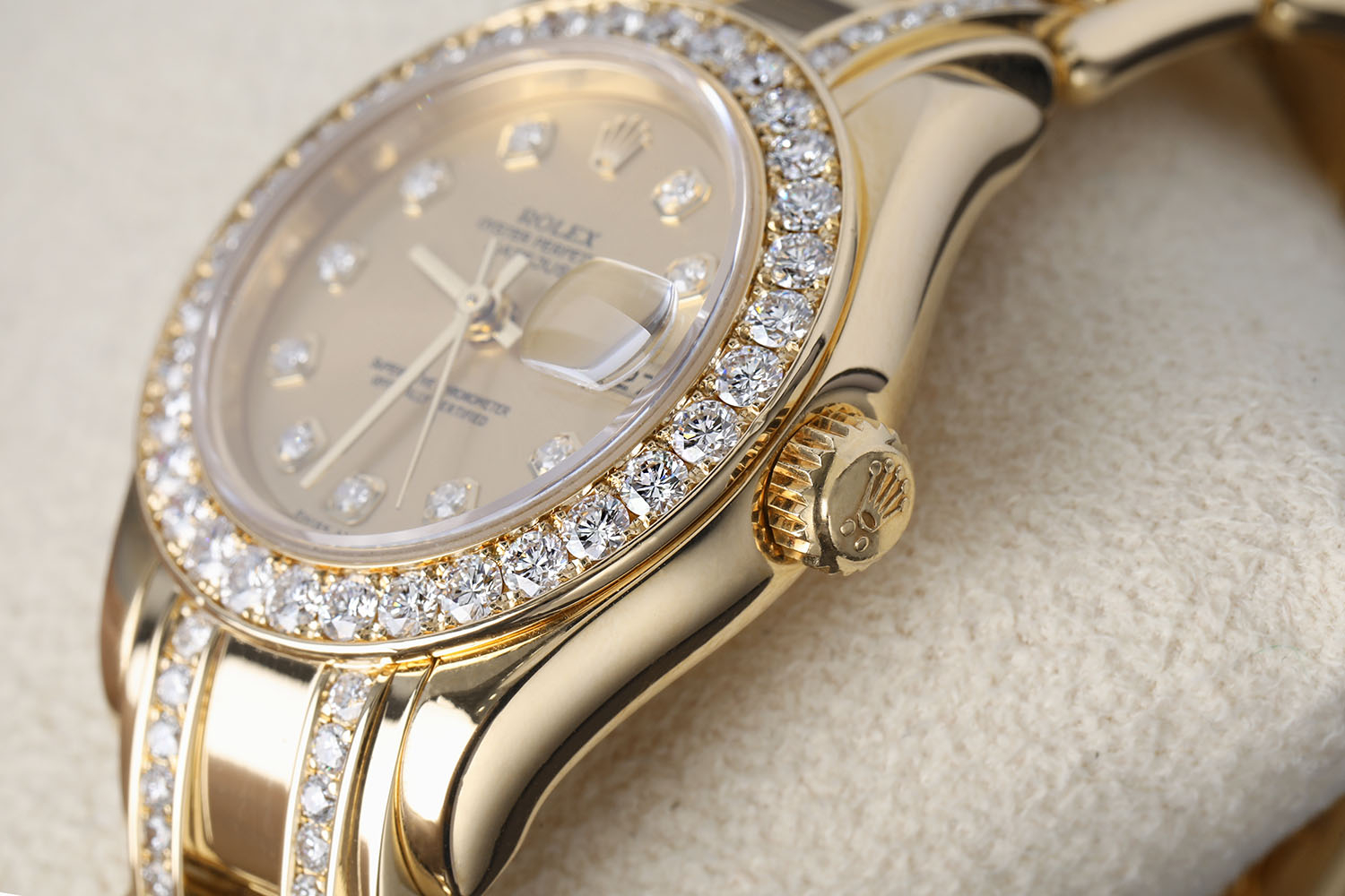 Rolex Lady-Datejust Pearlmaster 80298 Yellow Gold Diamond Watch with Champagne Diamond Dial