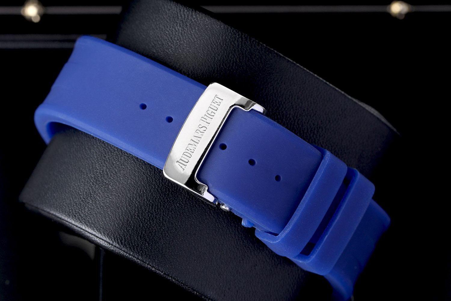 Audemars Piguet Royal Oak Offshore 26020ST.OO.D020IN.01 Chronograph Stainless Steel Watch Blue Rubber Strap