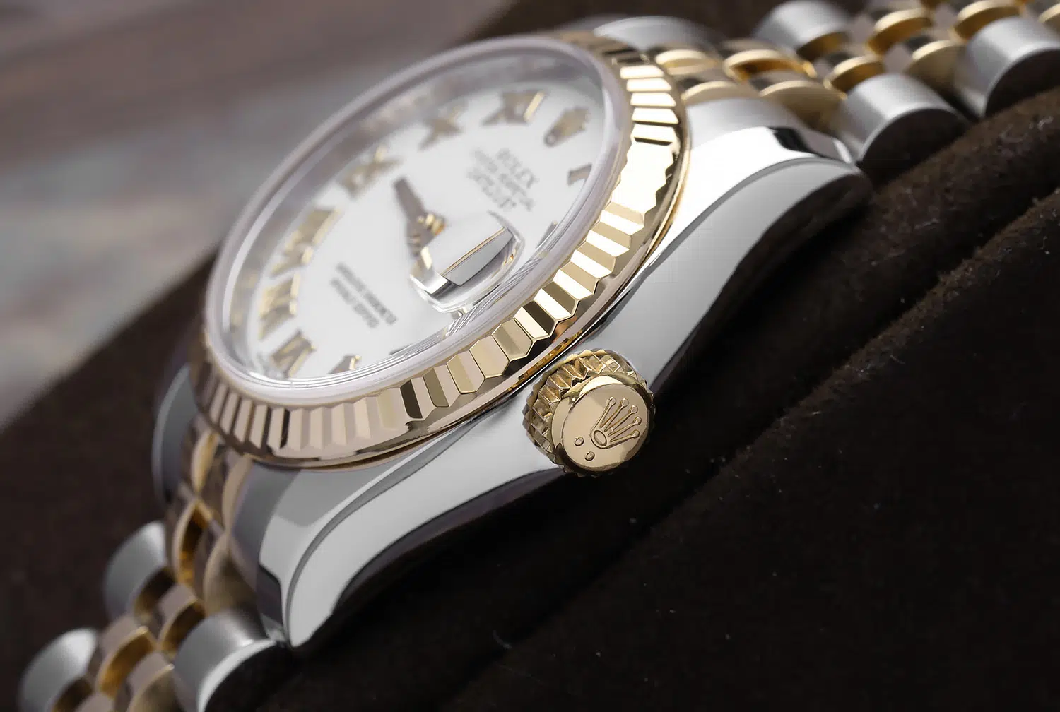 Rolex Lady-Datejust 179173 26mm Steel & Yellow Gold Watch White Roman Dial Jubilee Band – image 5