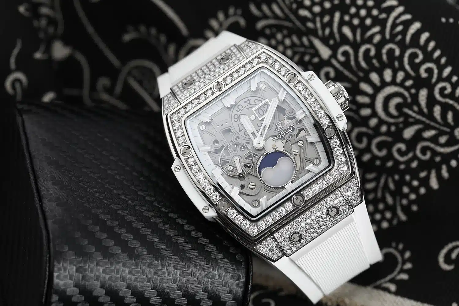 Hublot Spirit of Big Bang 647.NE.2070.RW.1604 Moonphase Factory Diamond Watch – image 5