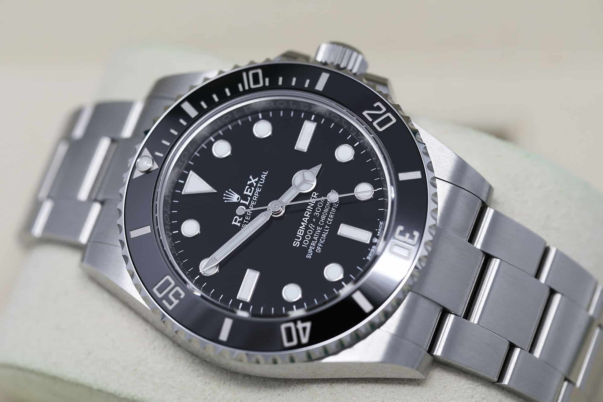 Rolex Submariner 41mm 124060 Oyster Stainless Steel Watch Black Dial 2022