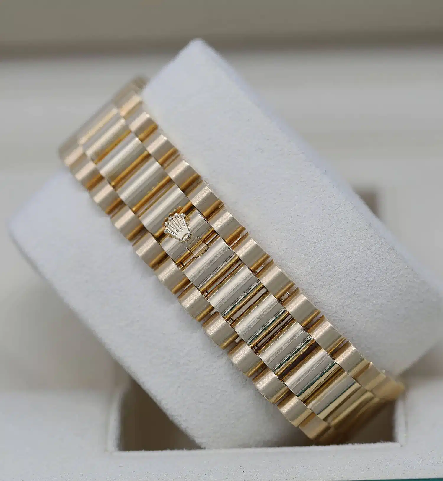 Rolex Day-Date II 218238 Yellow Gold Watch Silver Roman Dial Absolutely Never Worn/ Factory Stickers! – image 4