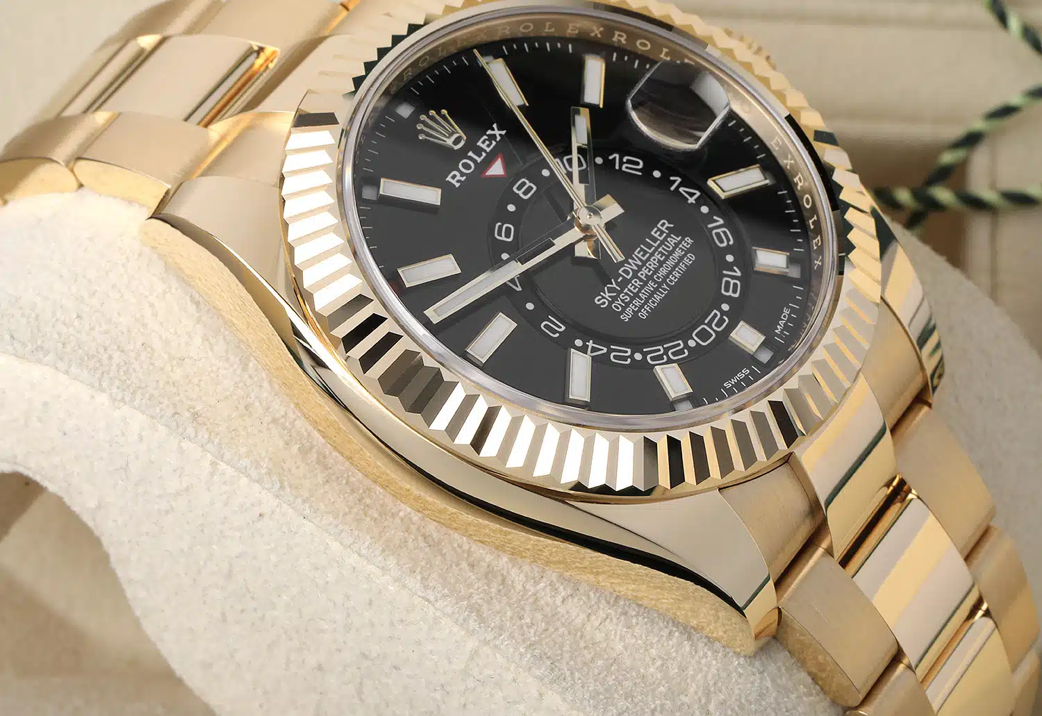 Rolex Sky-Dweller 42mm Oyster 326938-0004 Yellow Gold Watch Black Index Dial Never Worn – image 6