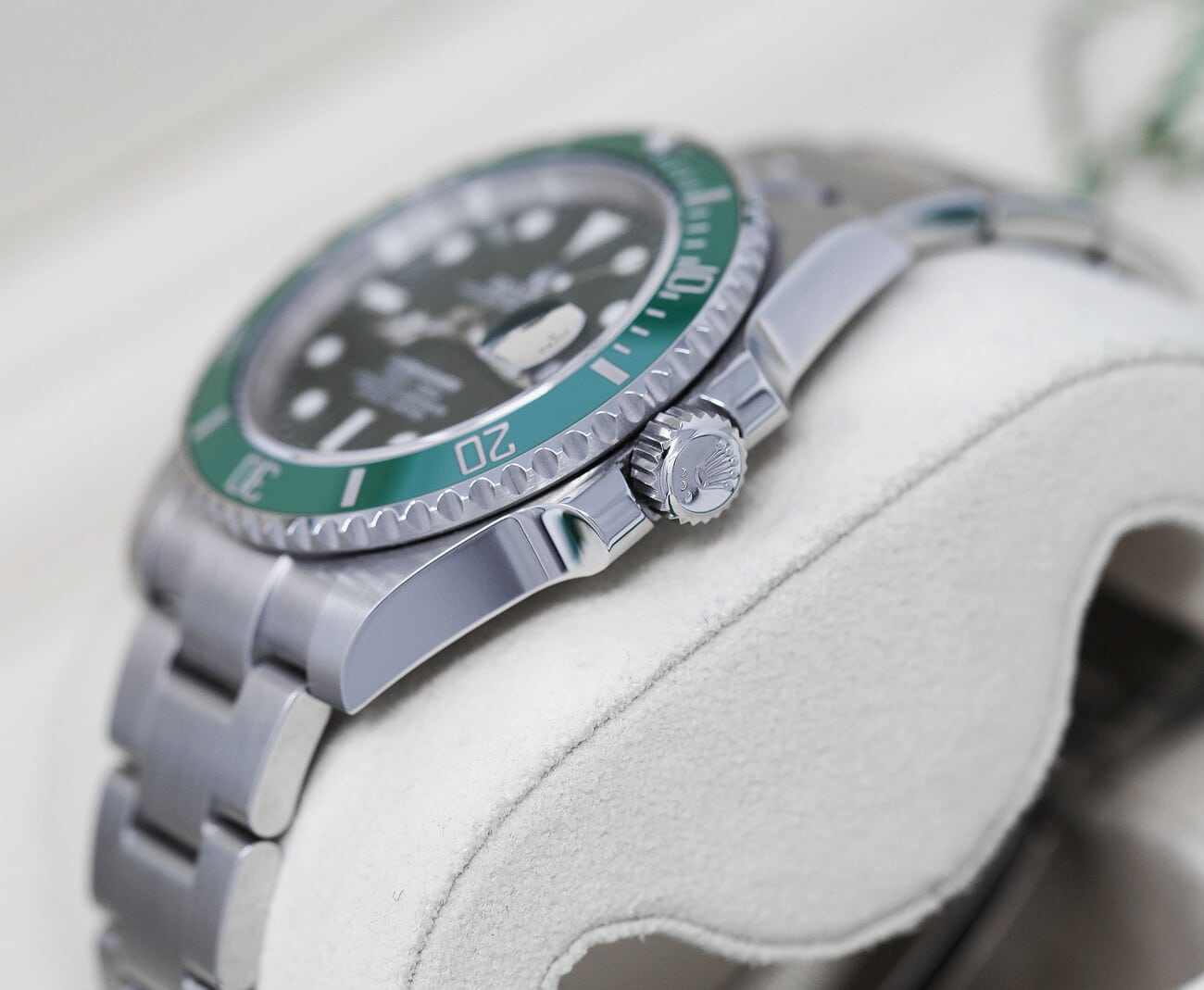 Rolex Submariner Date Stainless Steel Watch 116610LV Green 'Hulk'