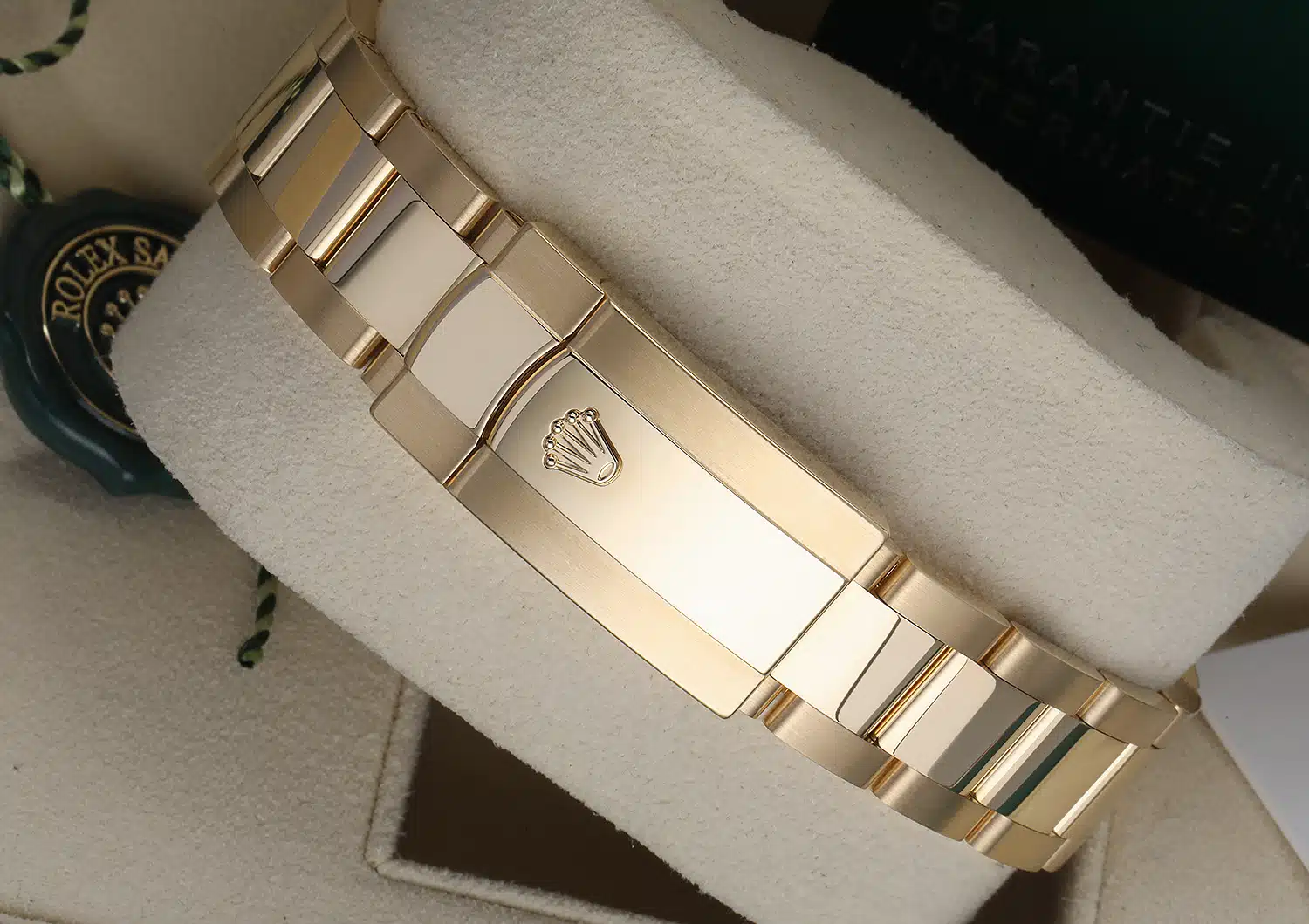 Rolex Sky-Dweller 42mm Oyster 326938-0004 Yellow Gold Watch Black Index Dial Never Worn – image 8