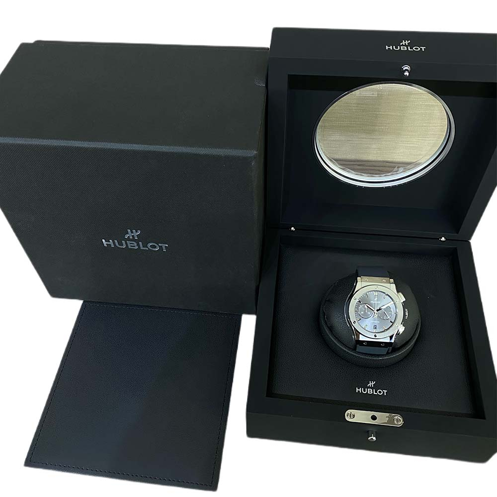 Hublot Classic Fusion Chronograph 541.NX.7070.RX Titanium With Grey Rubber Watch Grey Dial
