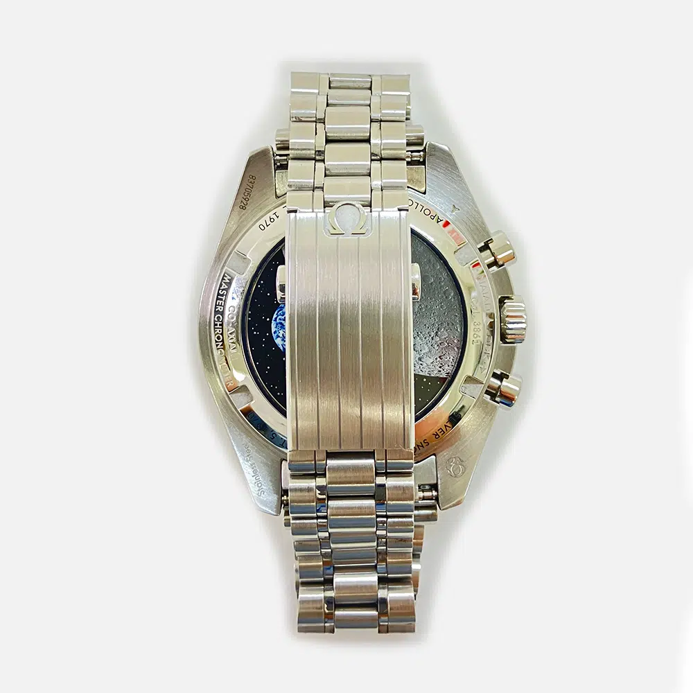 Omega “Snoopy” Speedmaster Chronograph 310.32.42.50.02.001 Stainless Steel Watch Silver Dial MINT 2022 – image 4