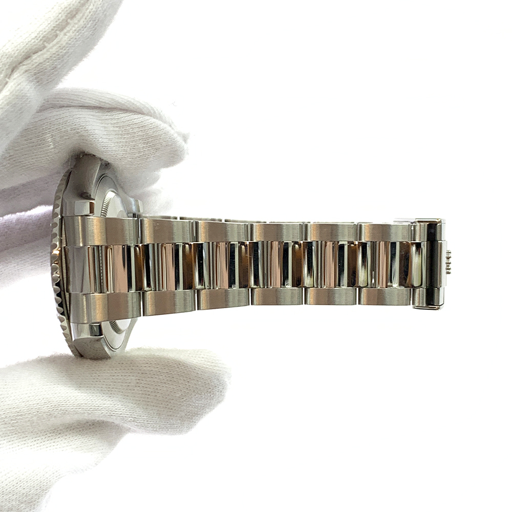 Rolex Yacht-Master 40mm Oyster 126622 Stainless Steel & Platinum Watch Blue Dial