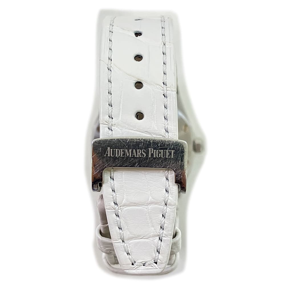 Audemars Piguet Royal Oak 67651ST.ZZ.DO11CR.01 33mm Stainless Steel with Silver Dial Lady Watch