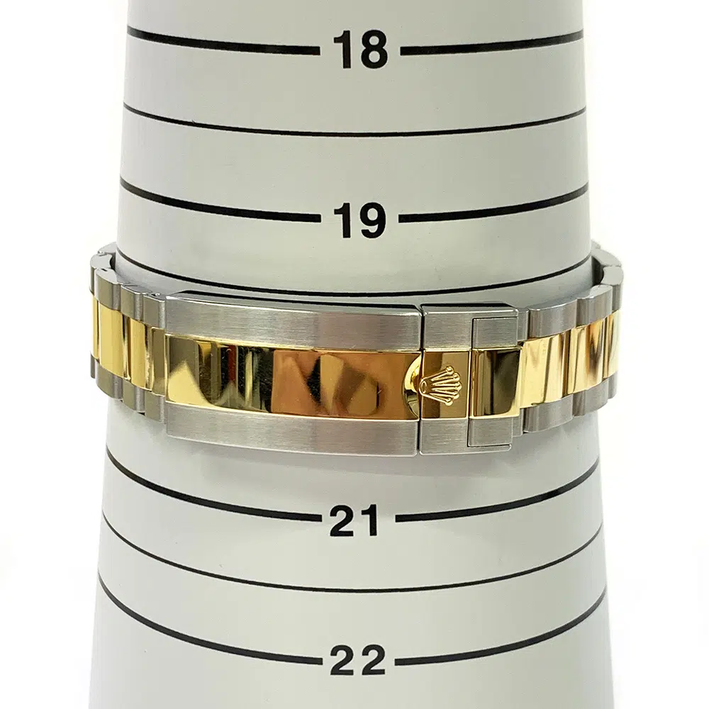 Rolex Submariner Date Black Dial 41mm 126613LN Stainless Steel & Yellow Gold Oyster  Watch MINT 2021 – image 7