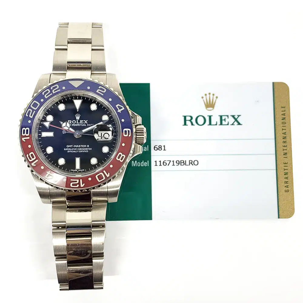Rolex GMT-Master II 116719BLRO Pepsi, white gold, black dial, dial detail