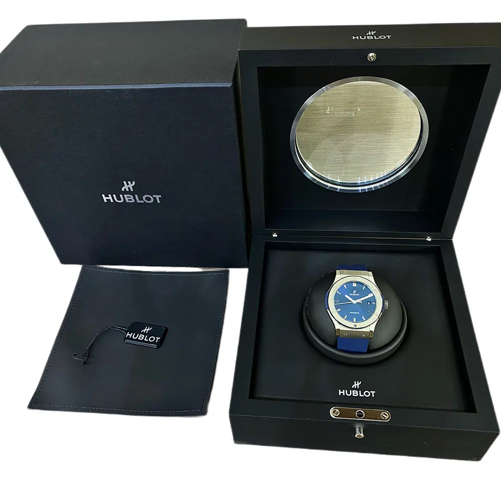 Hublot Classic Fusion Blue 542.NX.7170.RX 42mm Grey titanium with Blue Dial Watch – image 6