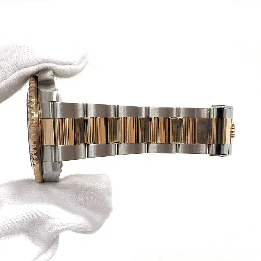 Rolex GMT-Master II Oyster Bracelet Gold/Steel Watch 126711CHNR Black Dial 2020 – image 7