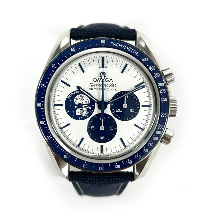 Omega Speedmaster 310.32.42.50.02.001 stainless steel watch, blue accents