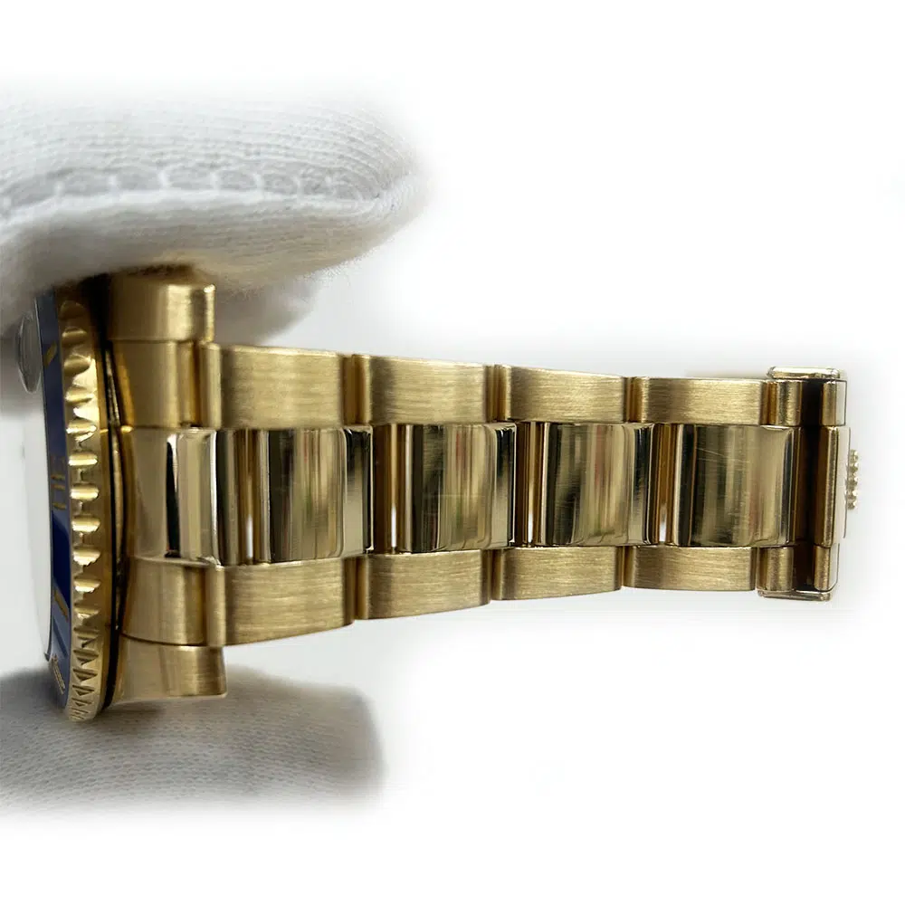 Rolex Submariner Blue Dial 40mm 116618LB  Yellow Gold Oyster Watch 2019 – image 7