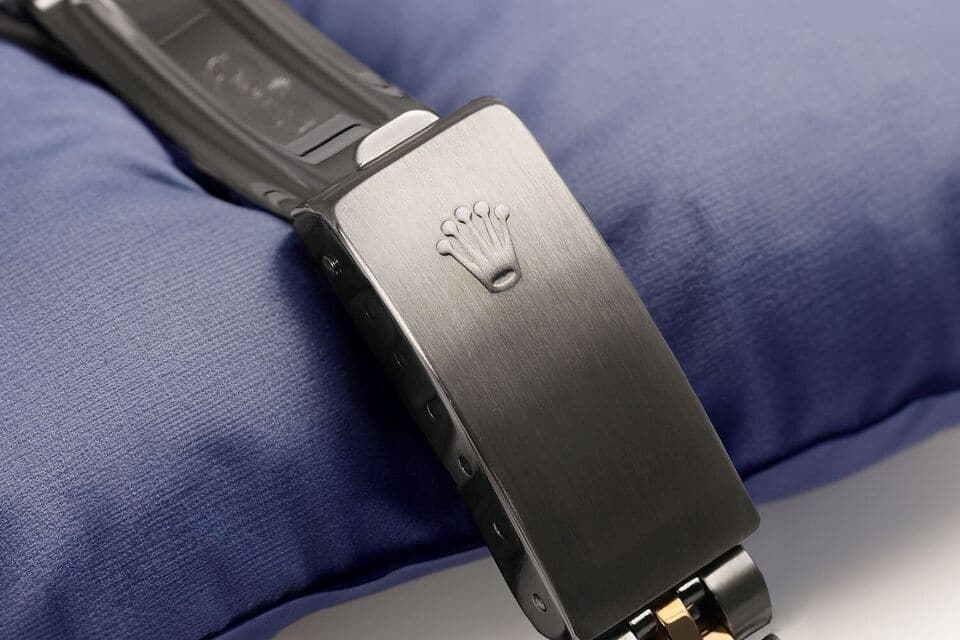 Rolex Lady-Datejust 26mm White Index Dial with Emerald & Diamond Bezel Ladies Watch 69173