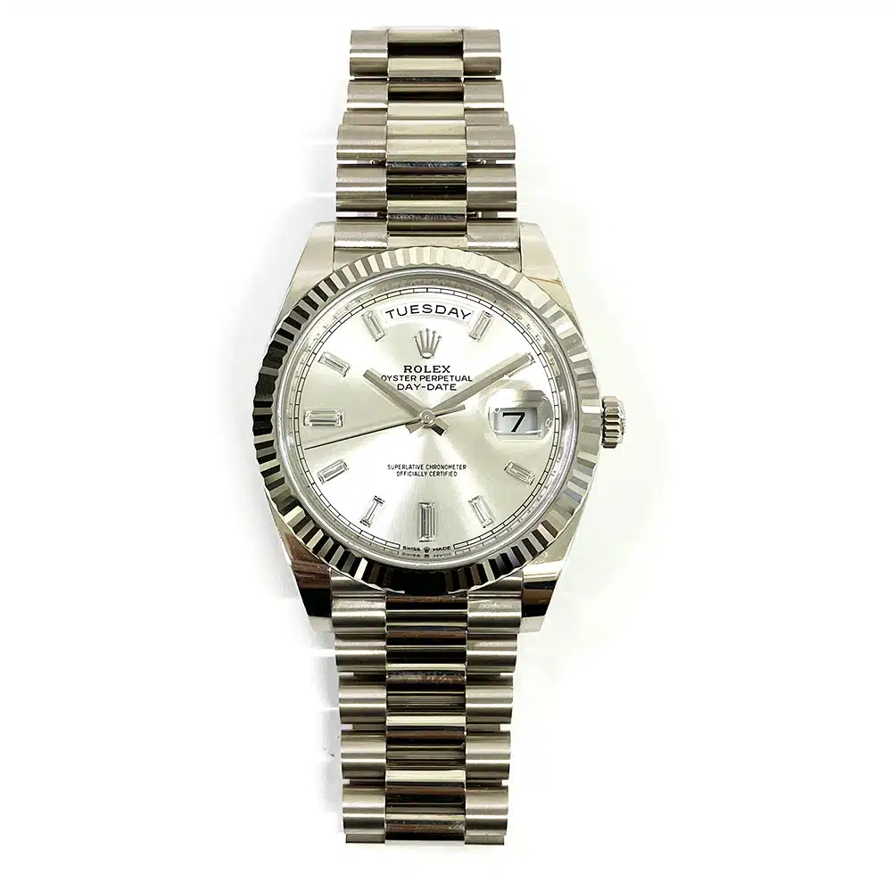 Rolex Day-Date 40 228239-0003 white gold, silver diamond dial - view 3