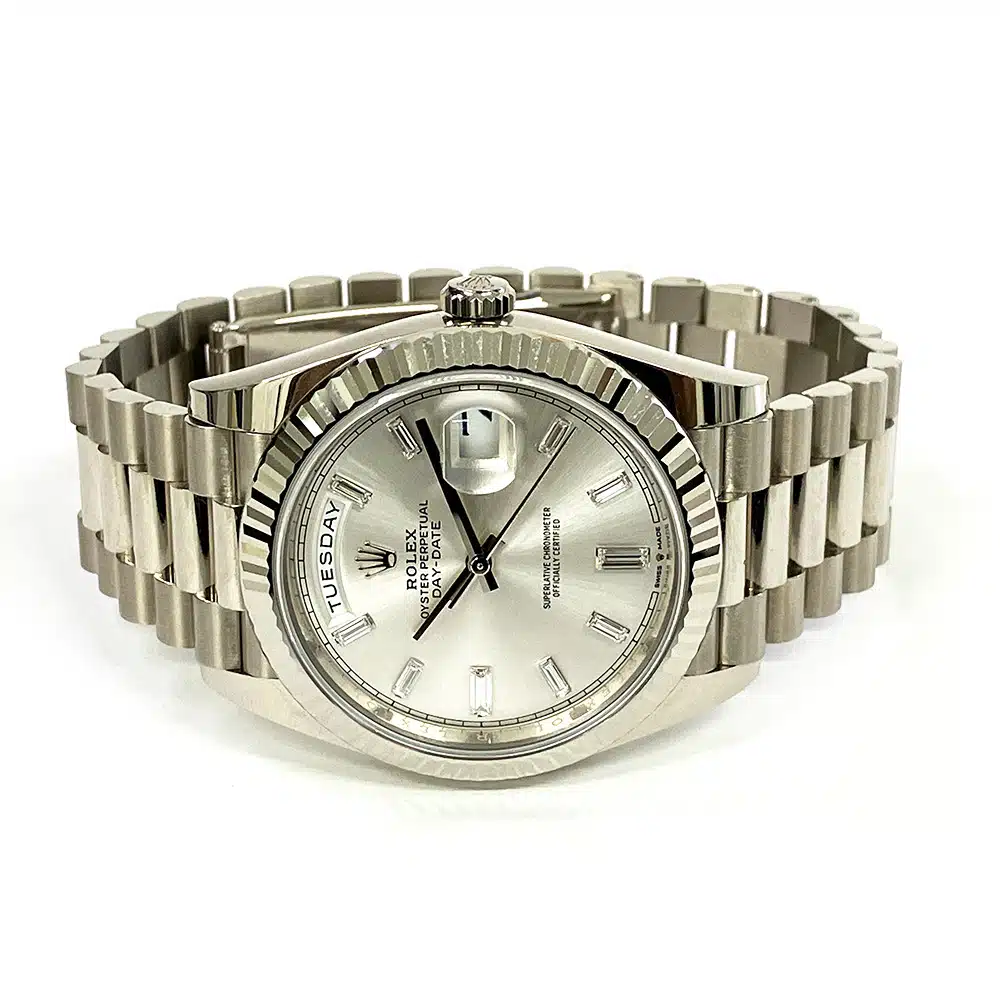 Rolex Day-Date 40 228239-0003 white gold, silver diamond dial - view 4