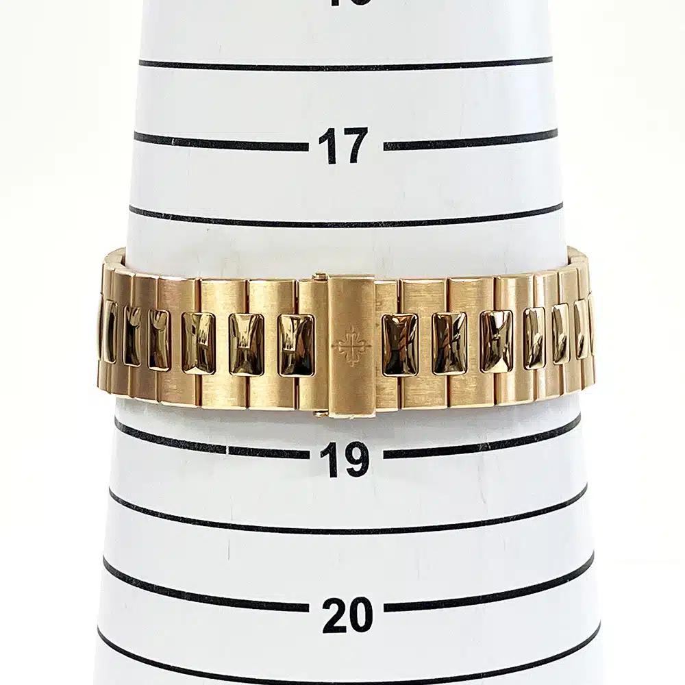 Patek Philippe 5980/1R-001 Nautilus 18kt Rose Gold Automatic Men's Watch 2020 – image 7