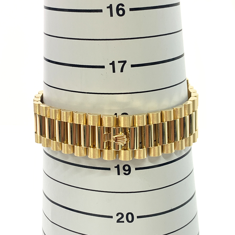 Rolex Day-Date 40mm 228238 Yellow Gold President Watch Silver Index Dial 2024