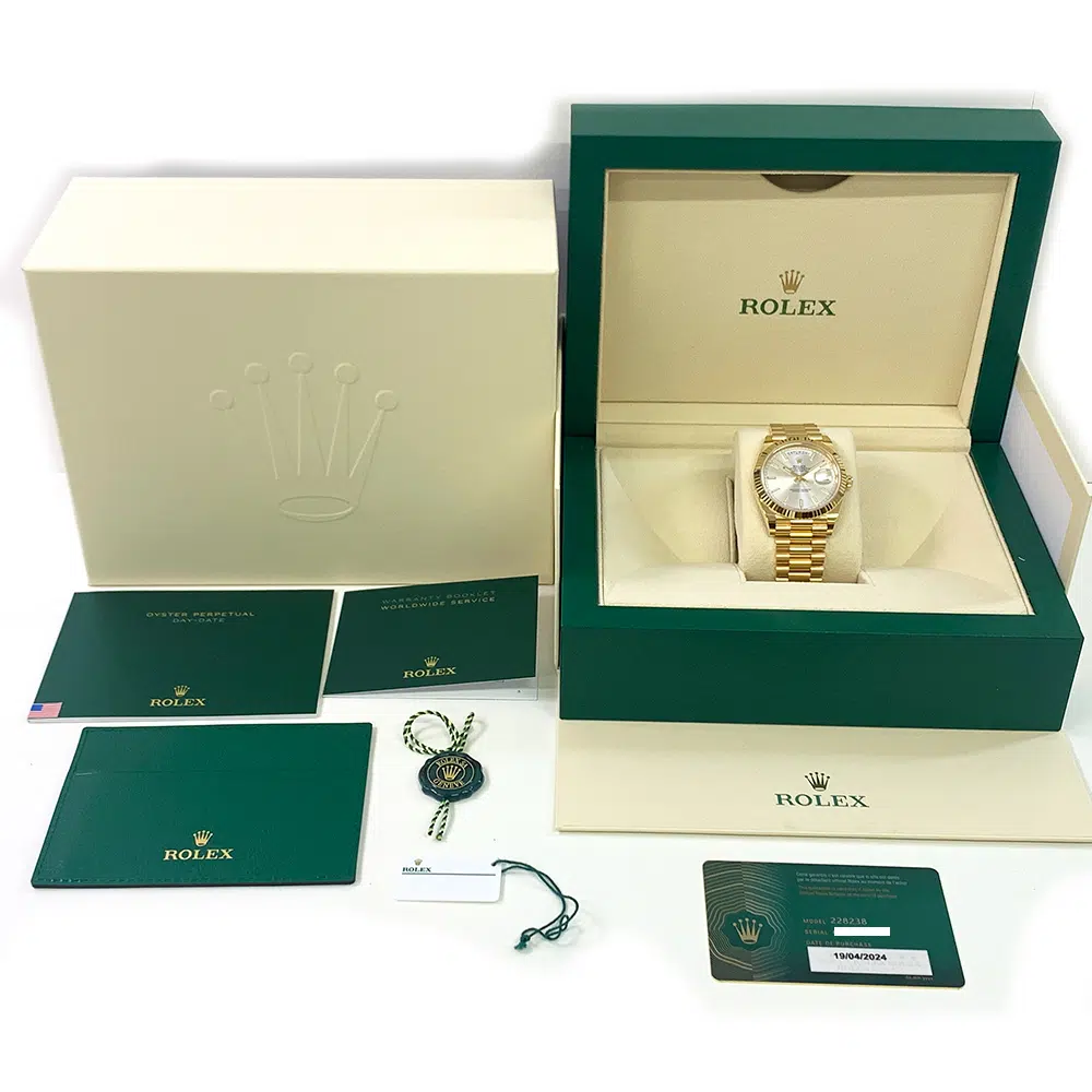 Rolex Day-Date 40 228238 yellow gold President, silver index dial - view 8