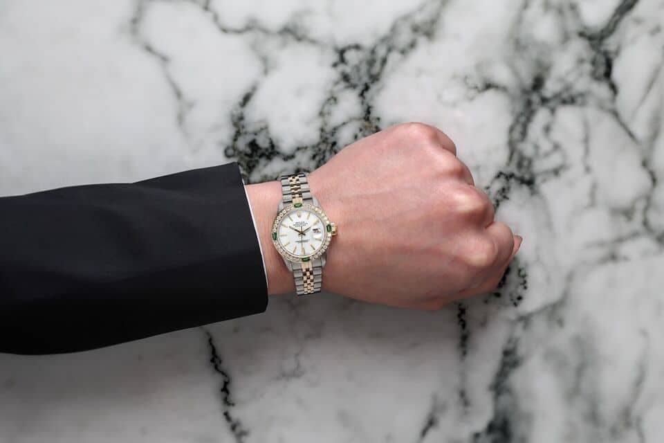 Rolex Lady-Datejust 26mm White Index Dial with Emerald & Diamond Bezel Ladies Watch 69173