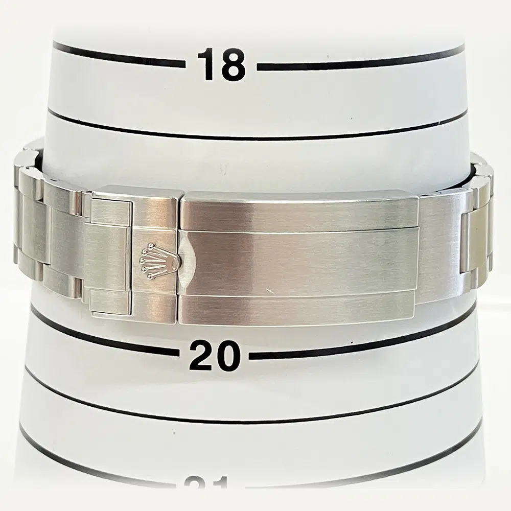 Rolex Sea-Dweller 44mm 116660 Stainless Steel D-Blue Dial 2015 – image 6